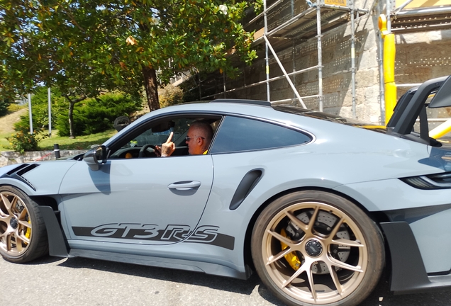 Porsche 992 GT3 RS Weissach Package