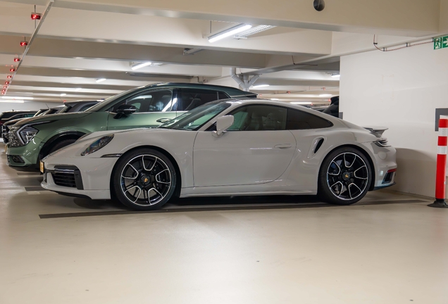 Porsche 992 Turbo