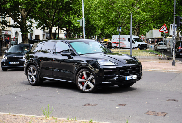 Porsche 9YA Cayenne Turbo E-Hybrid