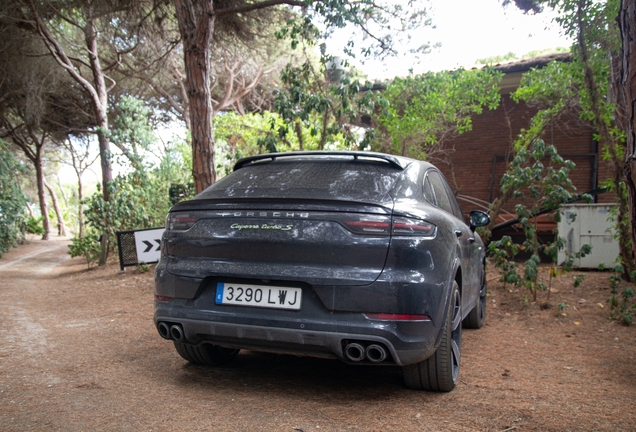 Porsche Cayenne Coupé Turbo S E-Hybrid
