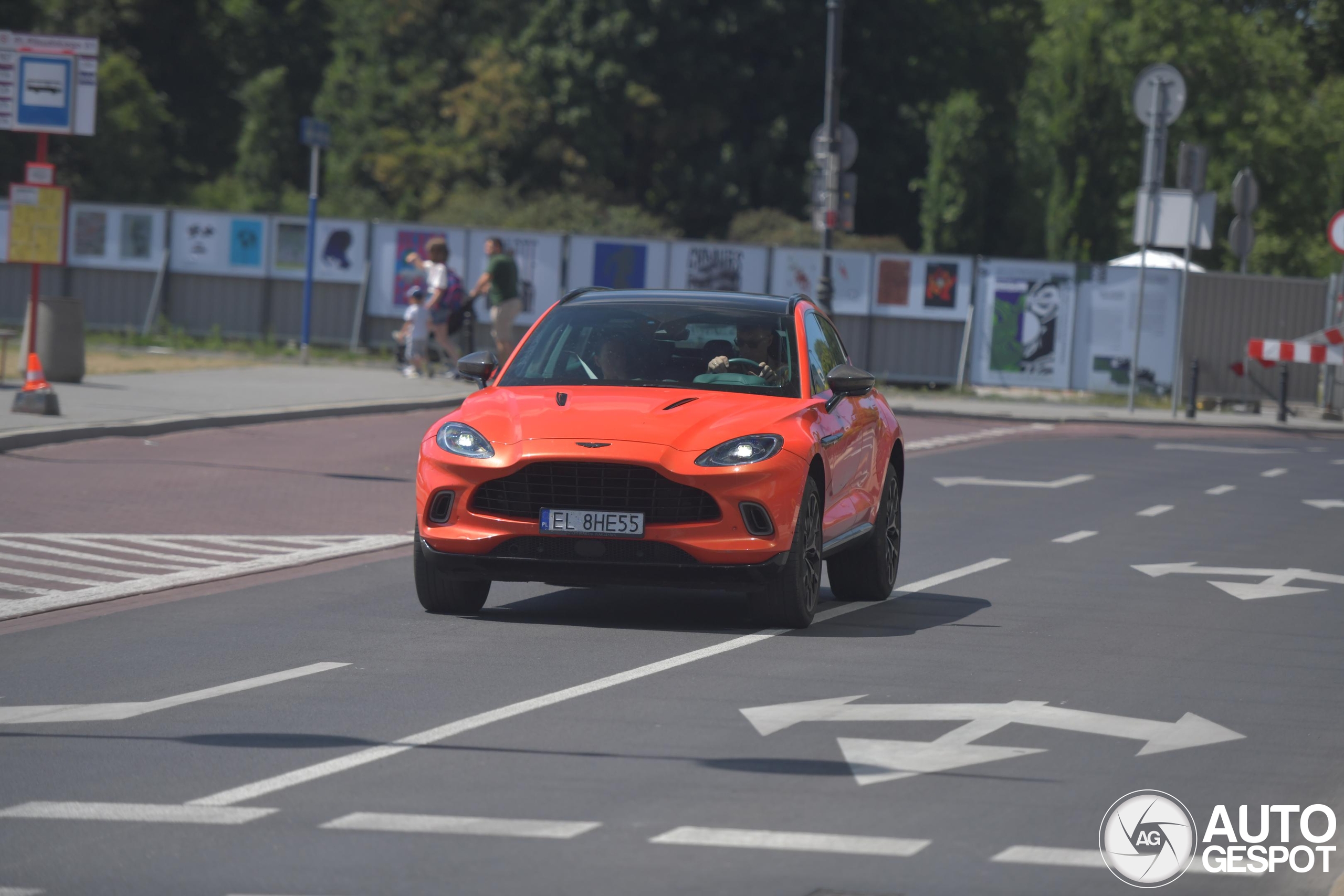 Aston Martin DBX