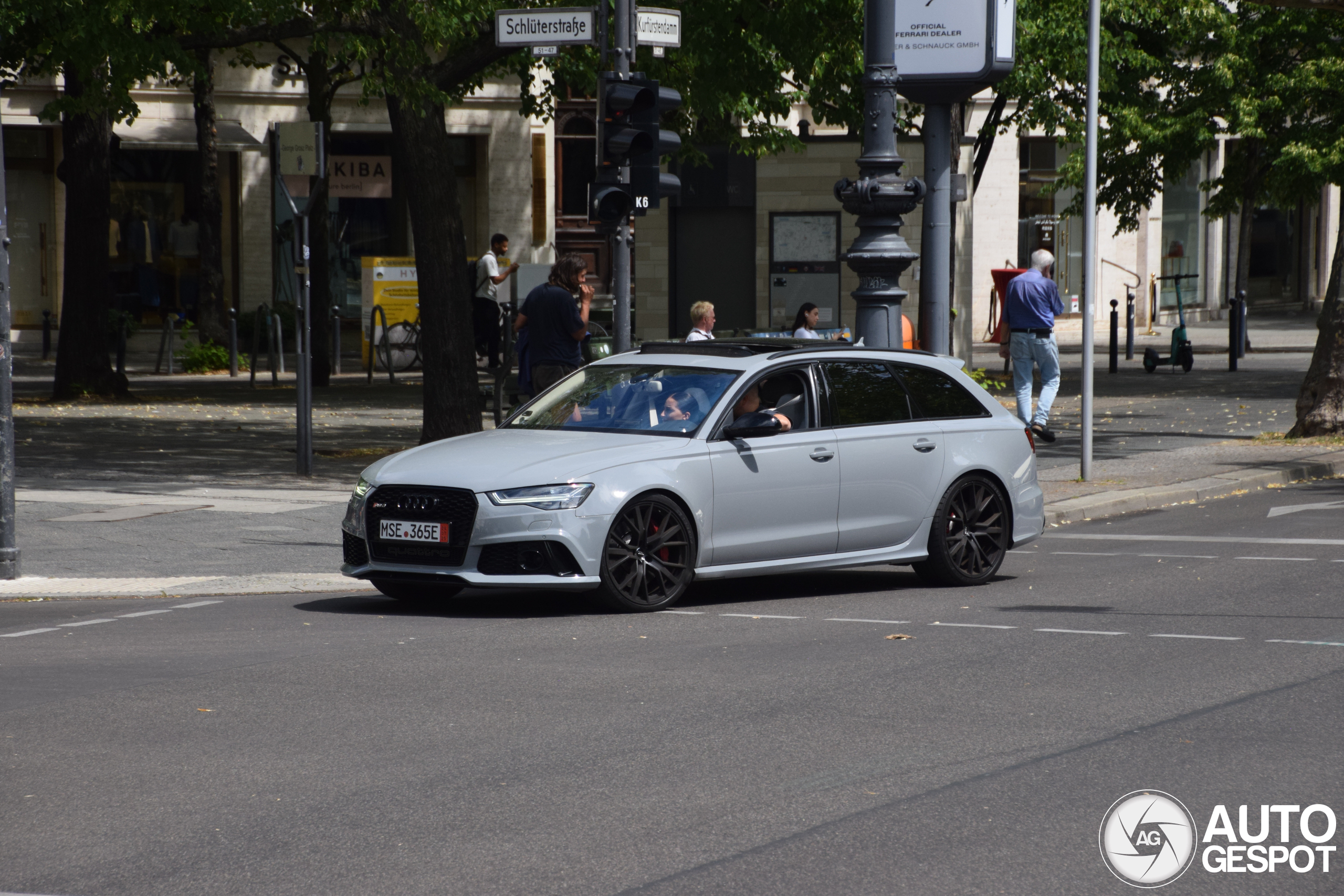 Audi RS6 Avant C7 2015