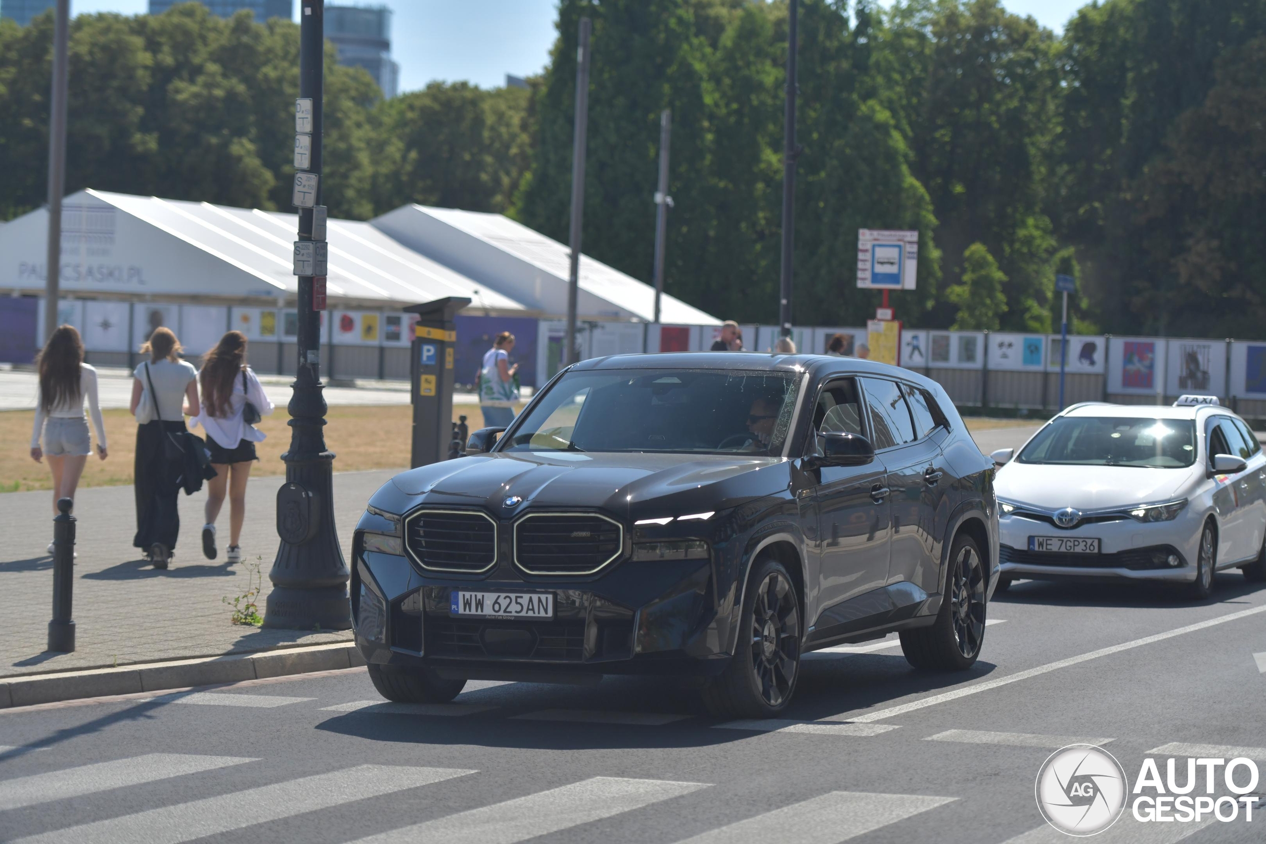 BMW XM G09