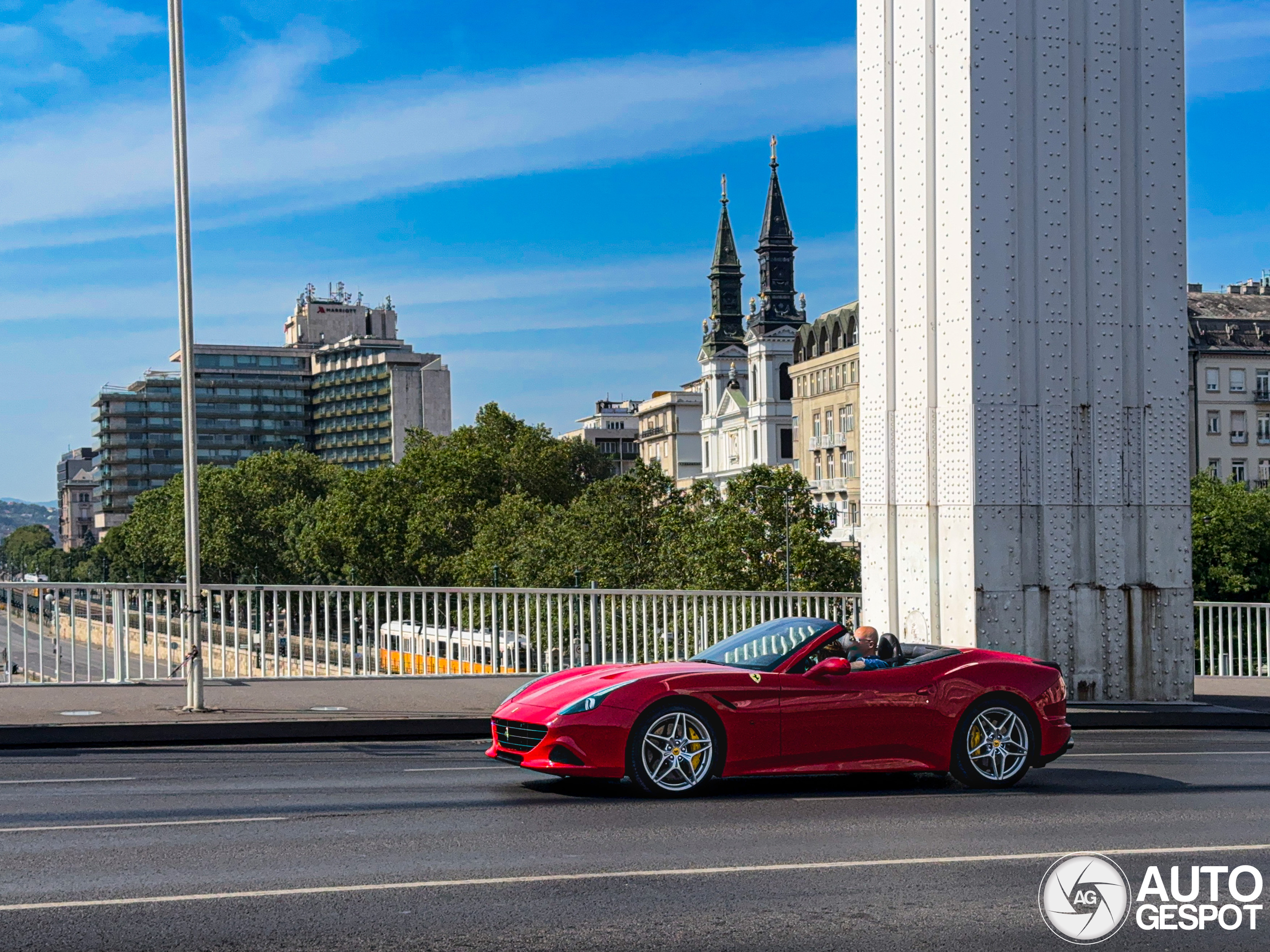 Ferrari California T