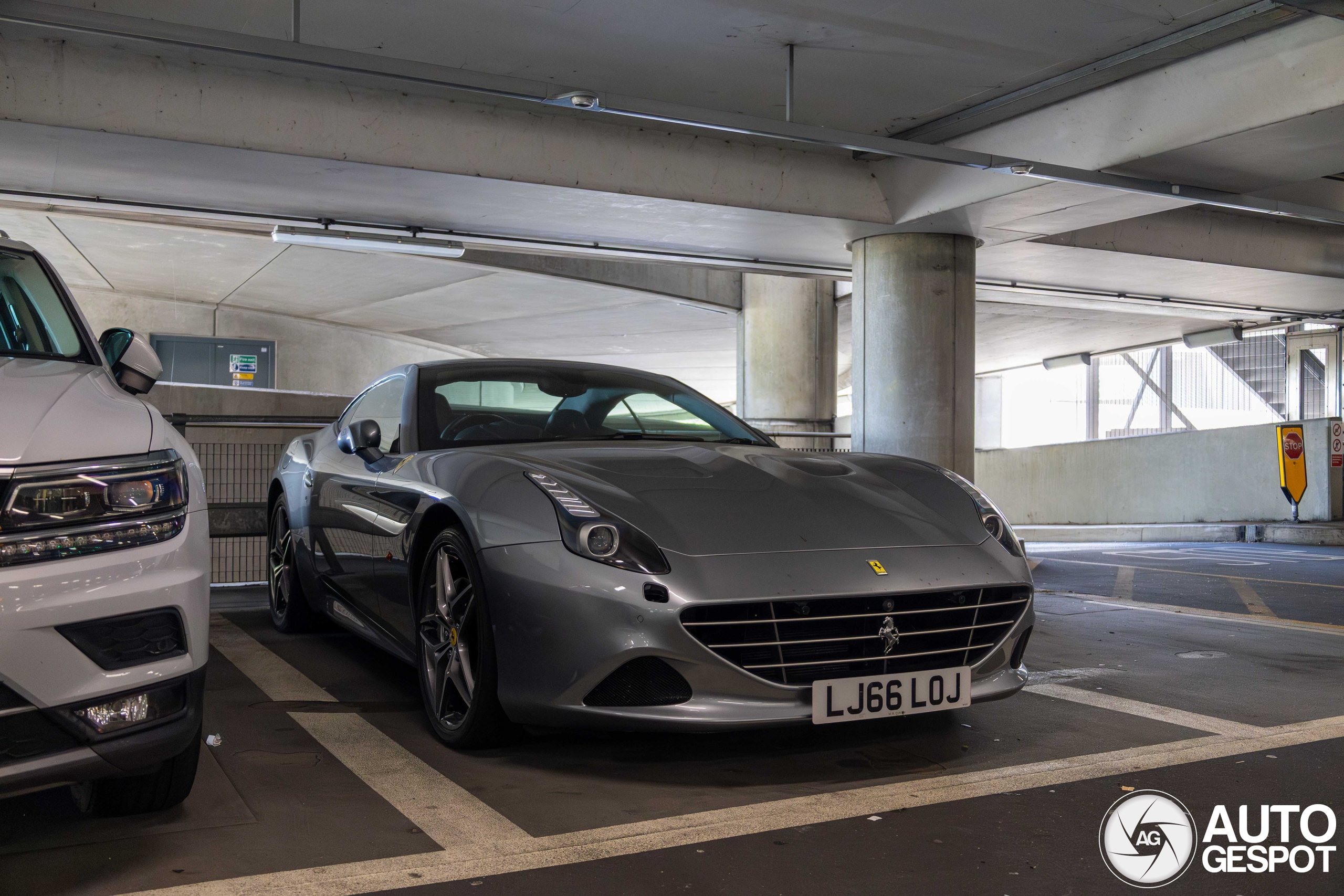 Ferrari California T
