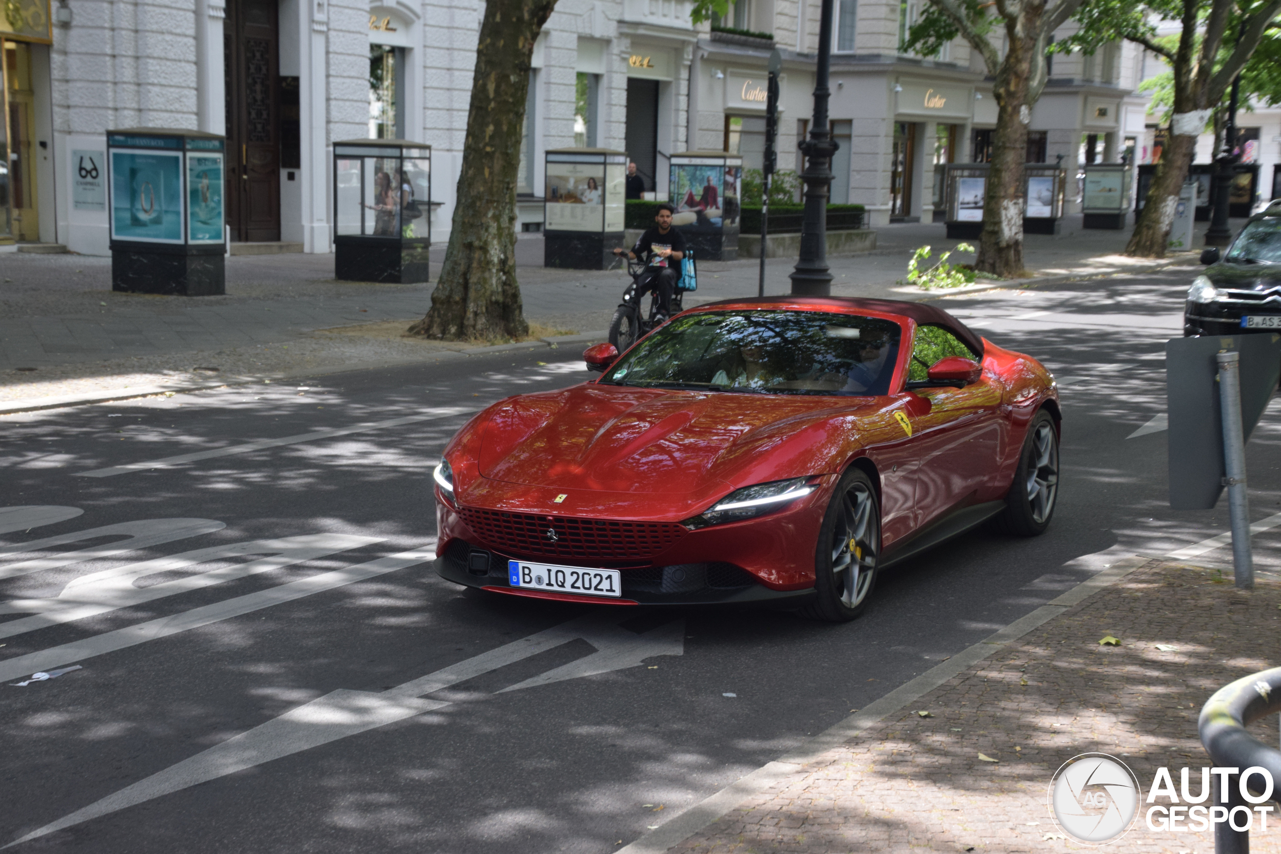 Ferrari Roma Spider