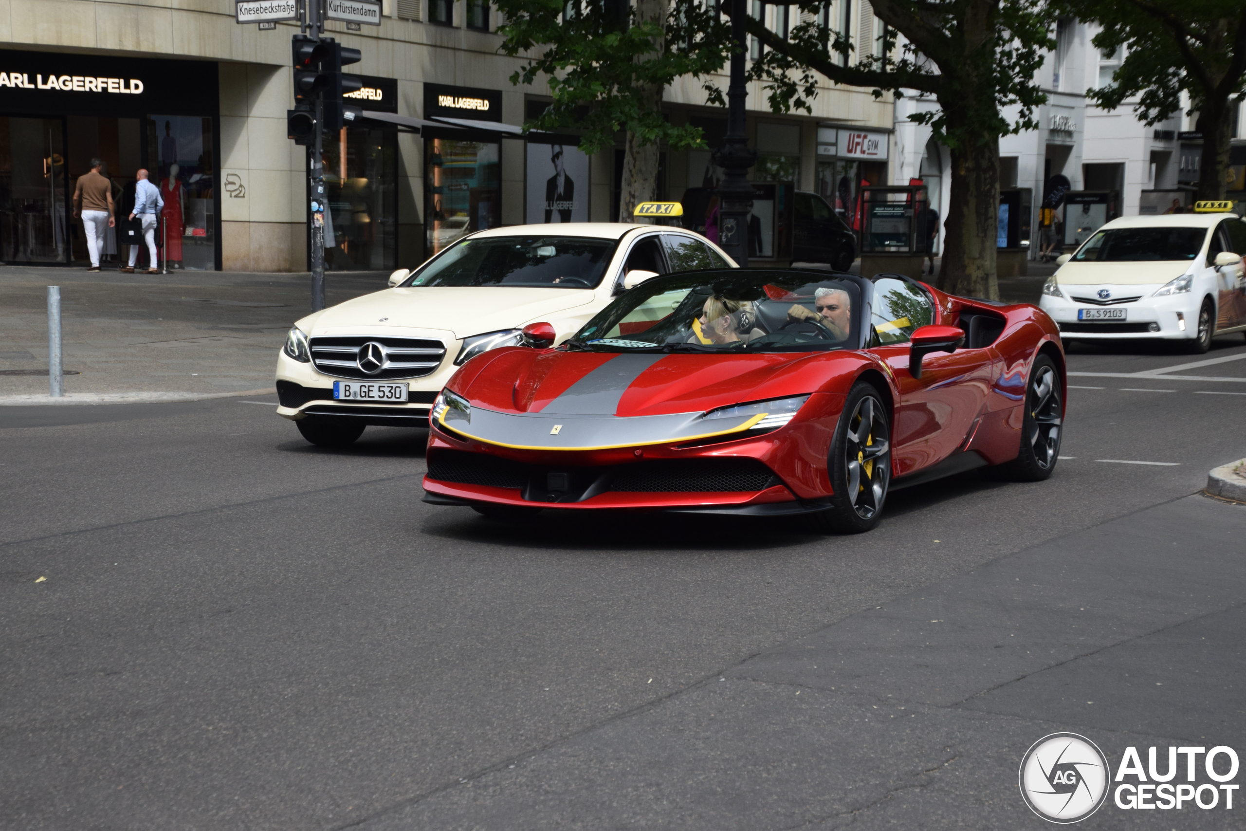 Ferrari SF90 Spider Assetto Fiorano