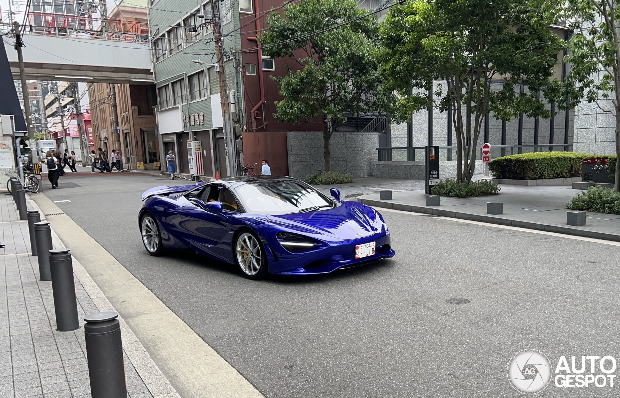 McLaren 750S Spider