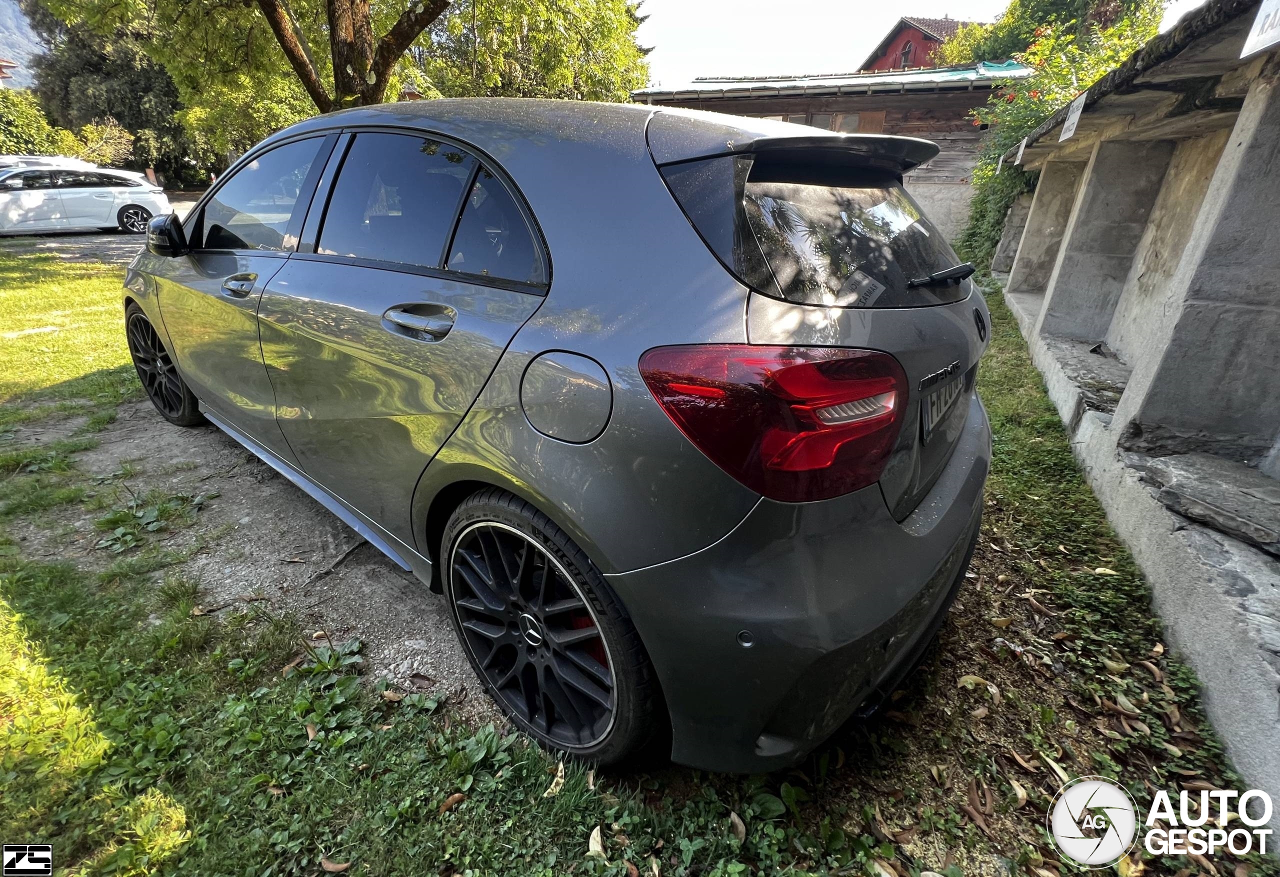 Mercedes-AMG A 45 W176 2015
