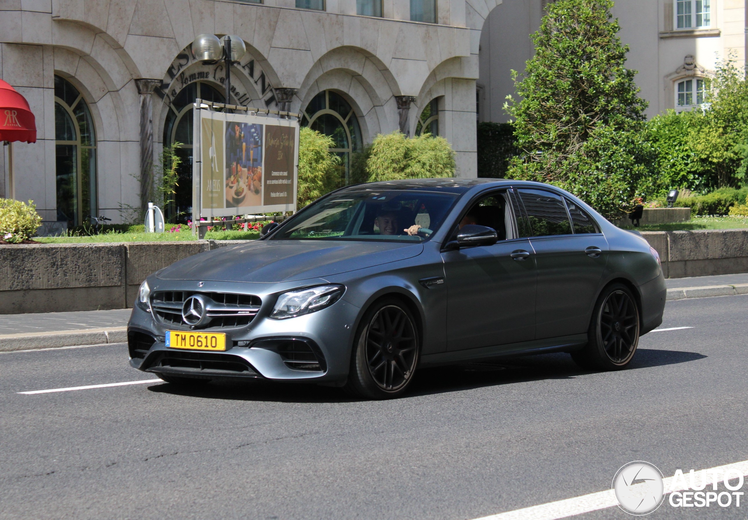 Mercedes-AMG E 63 S W213