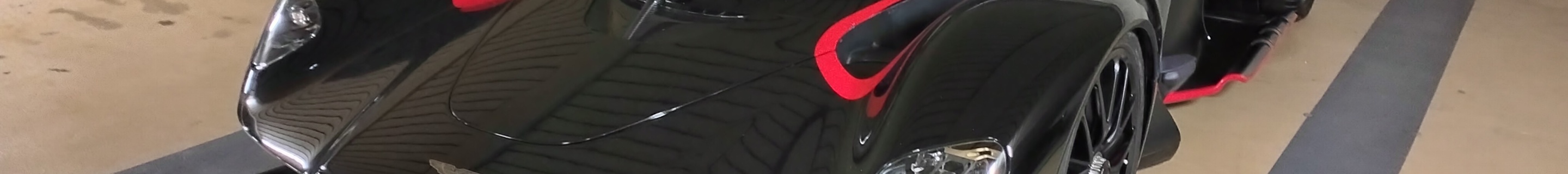 Aston Martin Valkyrie Spider