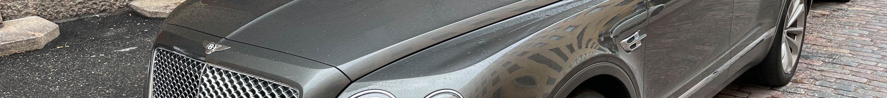 Bentley Bentayga Hybrid