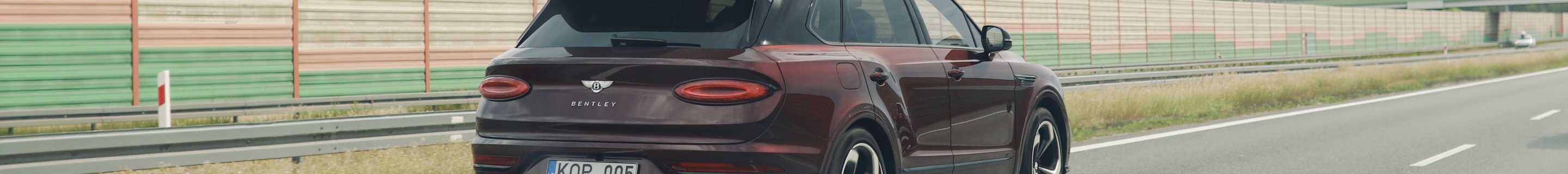 Bentley Bentayga V8 S 2022