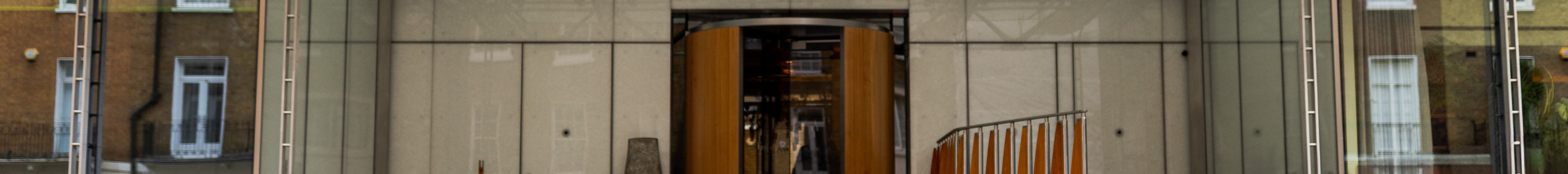 Bentley Flying Spur V8 Azure