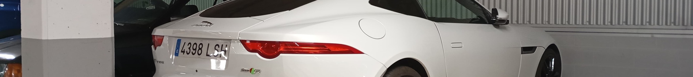 Jaguar F-TYPE R AWD Coupé