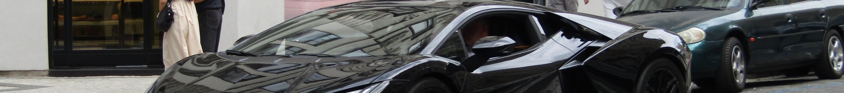 Lamborghini Revuelto