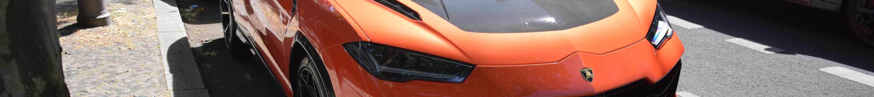 Lamborghini Urus Performante