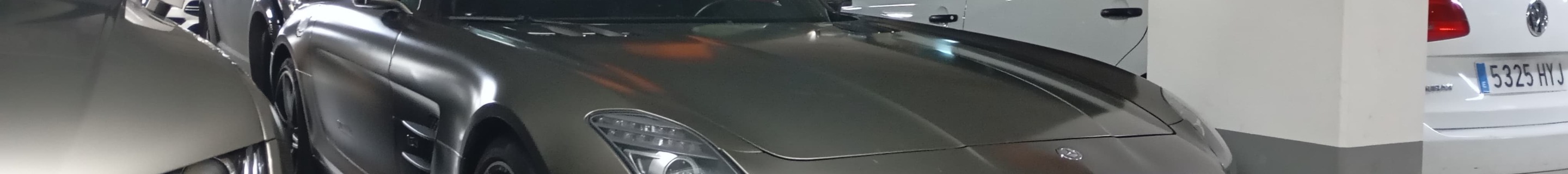 Mercedes-Benz SLS AMG