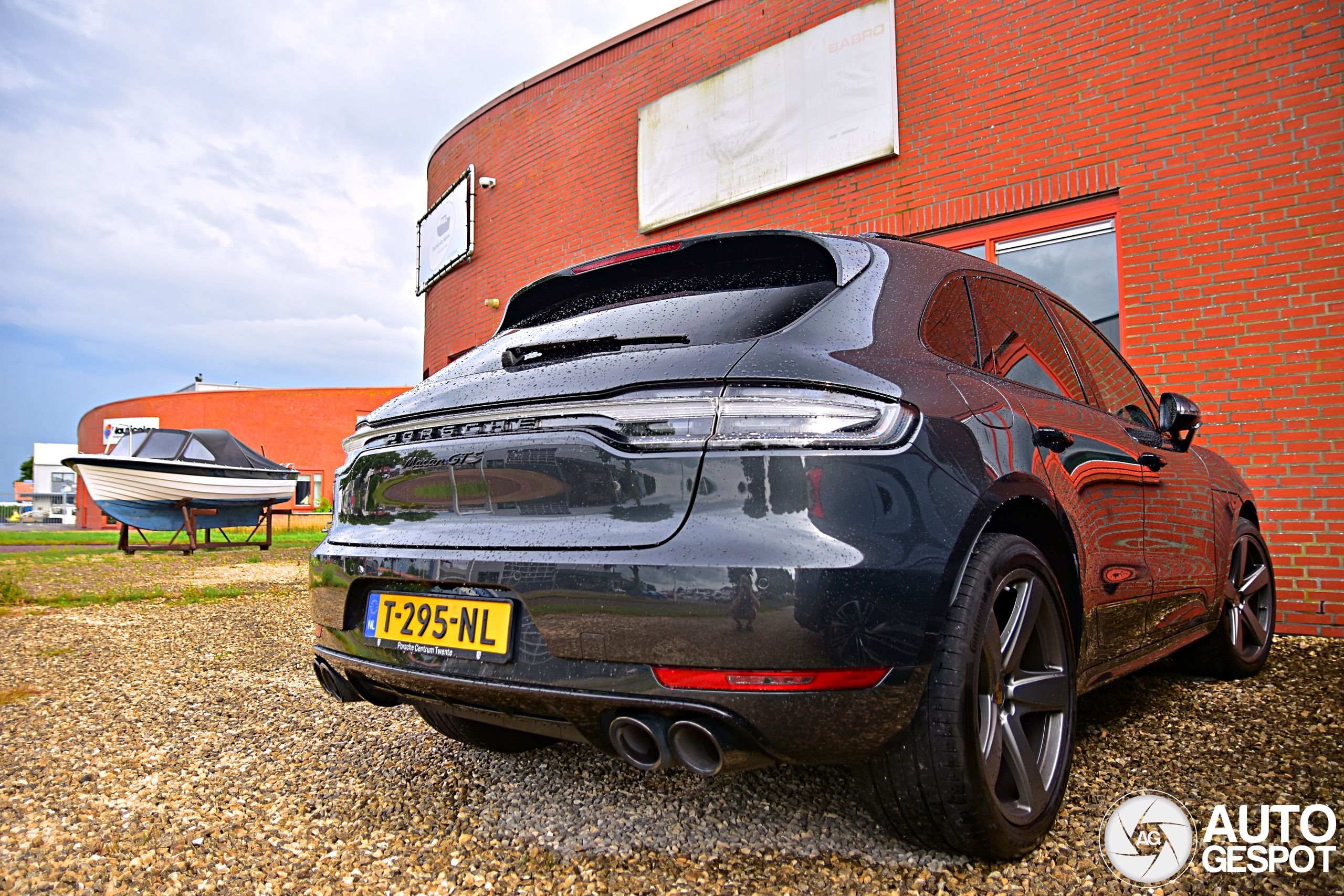 Porsche 95B Macan GTS MkII