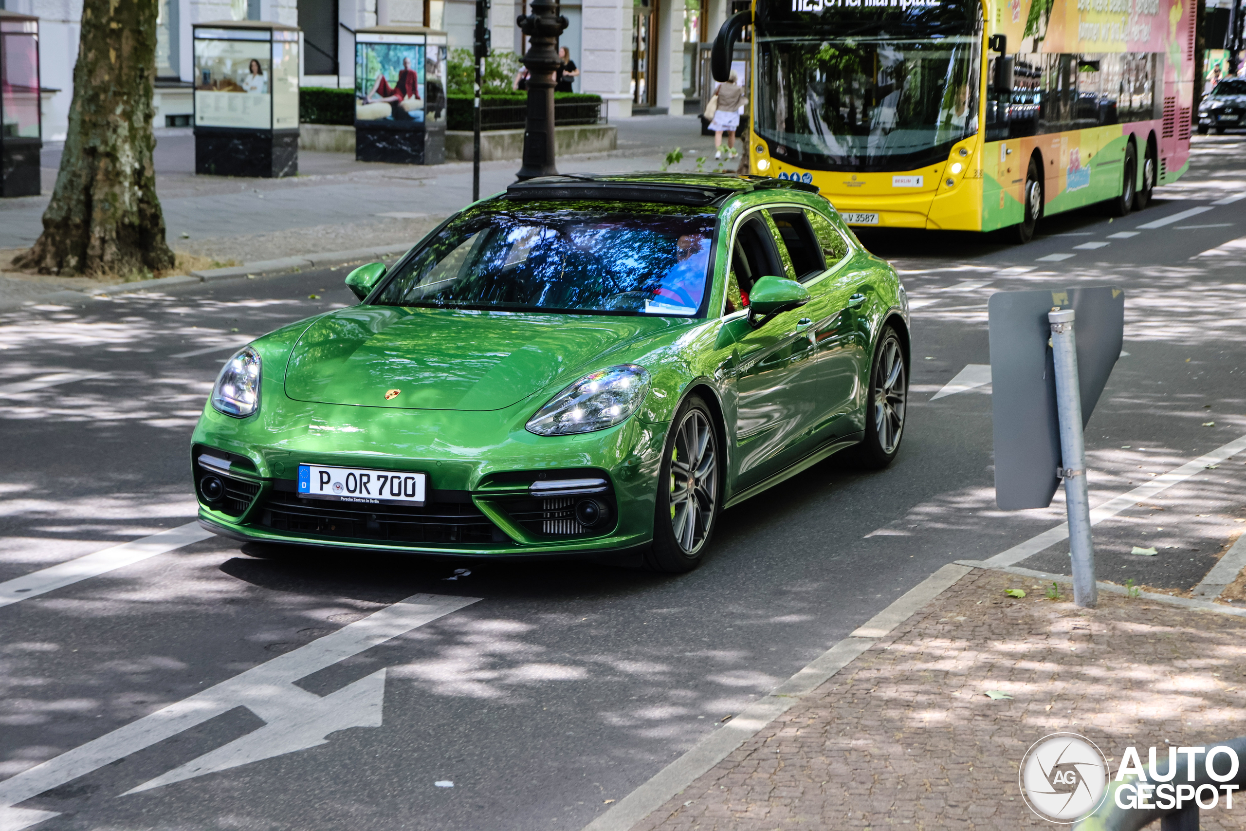 Porsche 971 Panamera Turbo S E-Hybrid Sport Turismo