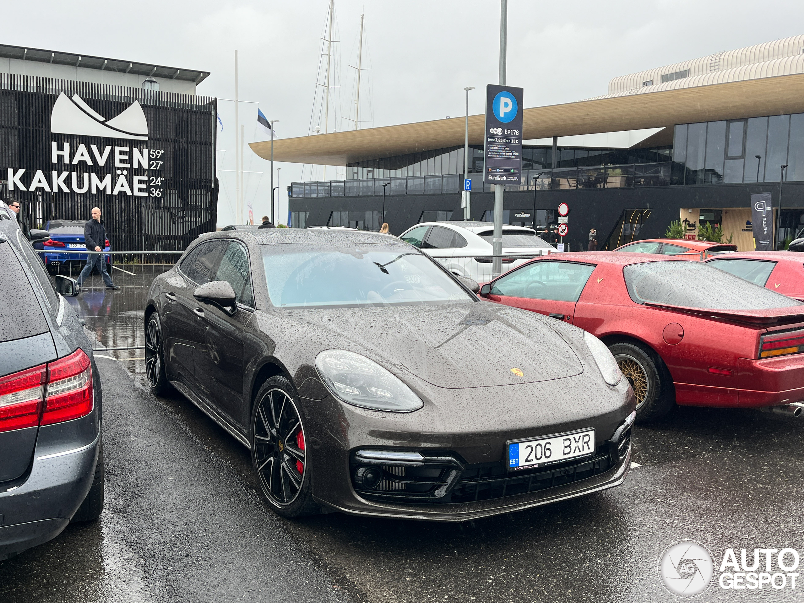 Porsche 971 Panamera Turbo Sport Turismo