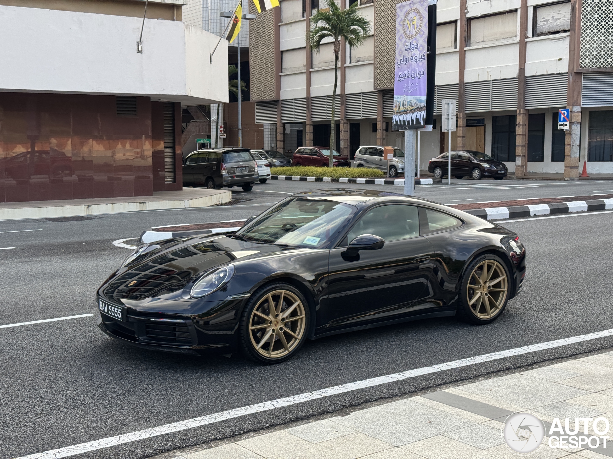 Porsche 992 Carrera 4S