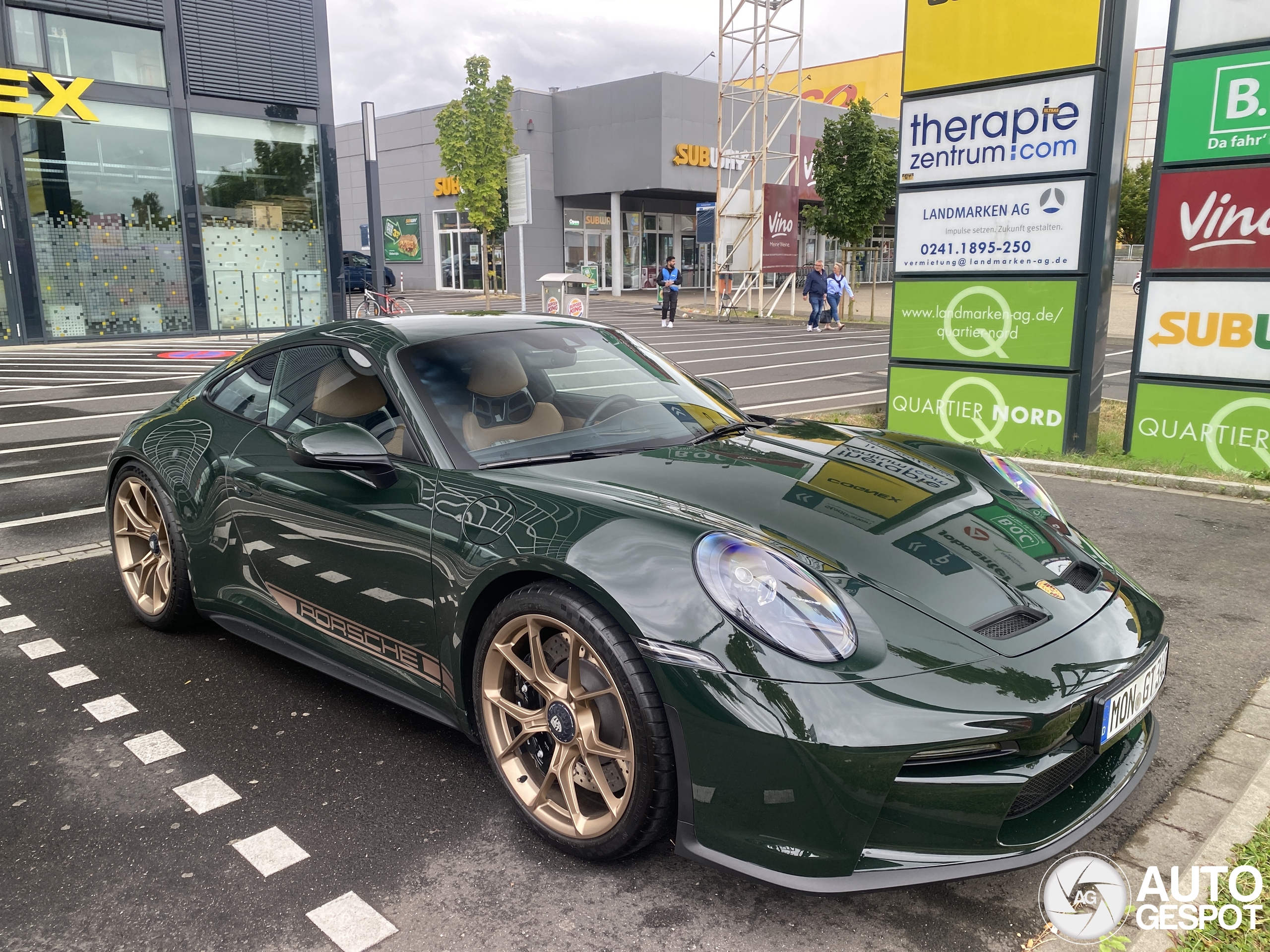 Porsche 992 GT3 Touring