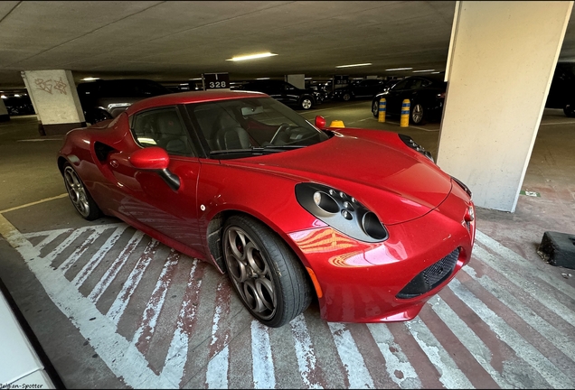 Alfa Romeo 4C Coupé