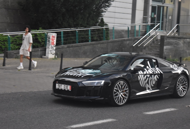 Audi R8 V10 2015