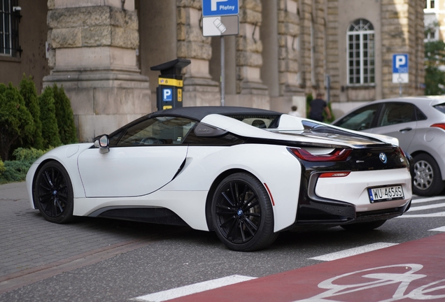 BMW i8 Roadster