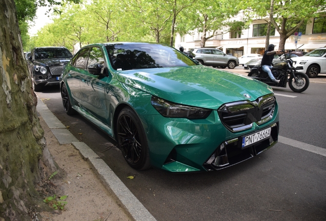 BMW M5 G90