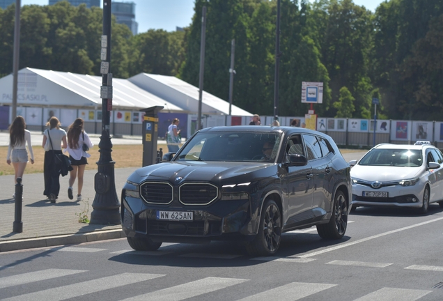 BMW XM G09