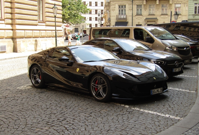 Ferrari 812 GTS