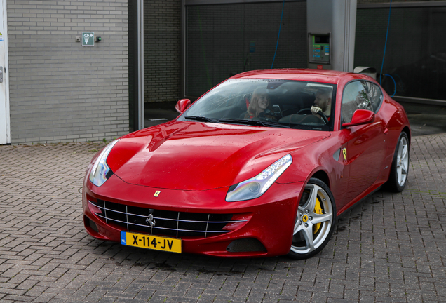 Ferrari FF