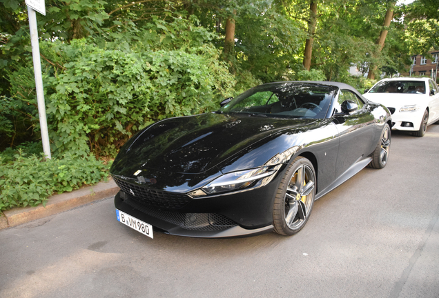 Ferrari Roma Spider