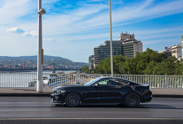Ford Mustang GT 2015