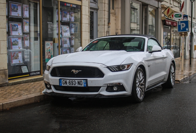 Ford Mustang GT Convertible 2015