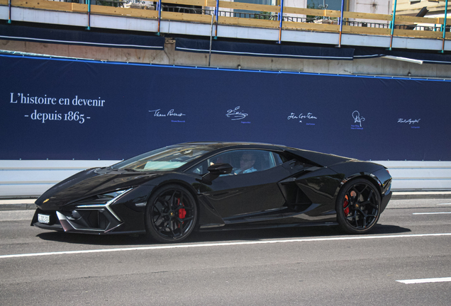Lamborghini Revuelto