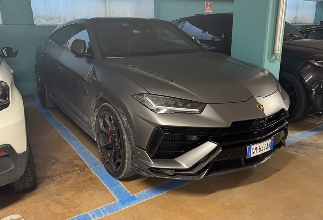 Lamborghini Urus Performante