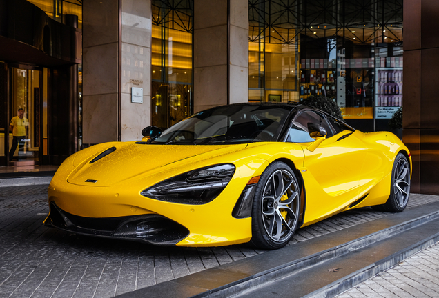 McLaren 720S Spider