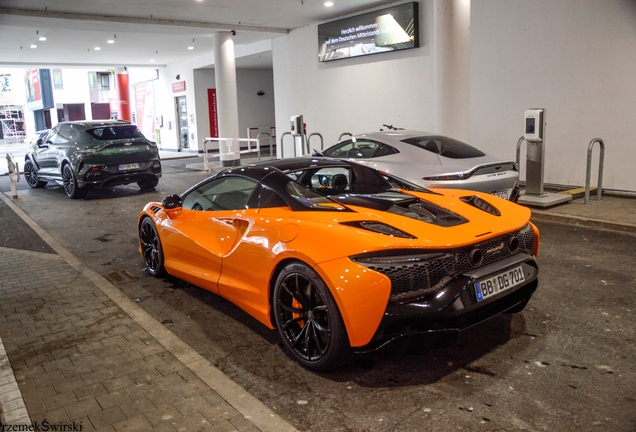 McLaren Artura Spider