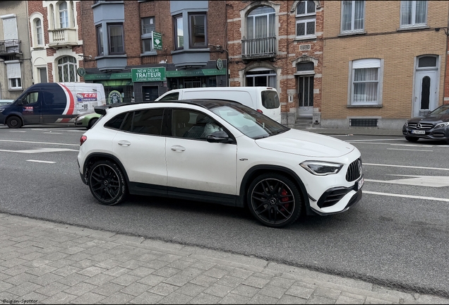 Mercedes-AMG GLA 45 S 4MATIC+ H247