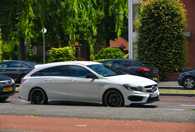 Mercedes-Benz CLA 45 AMG Shooting Brake