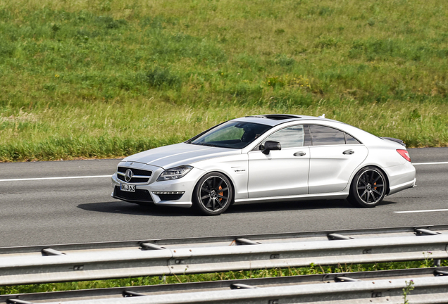 Mercedes-Benz CLS 63 AMG C218