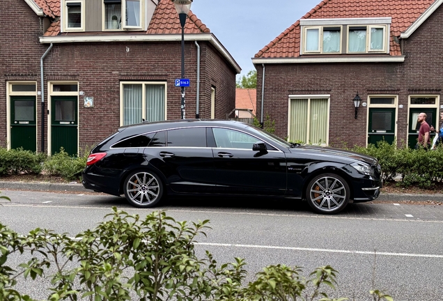 Mercedes-Benz CLS 63 AMG S X218 Shooting Brake