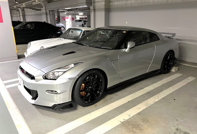 Nissan GT-R 2024