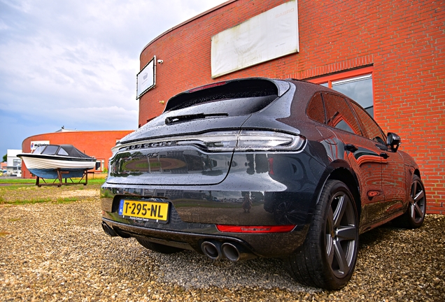 Porsche 95B Macan GTS MkII