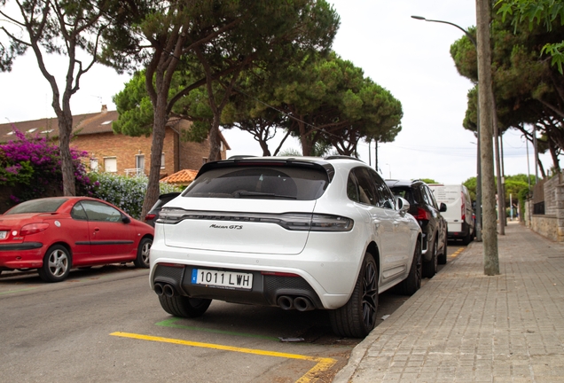 Porsche 95B Macan GTS MkIII