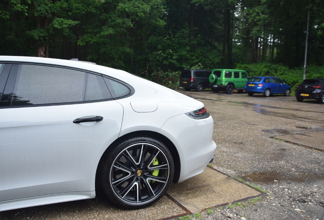 Porsche 971 Panamera Turbo S E-Hybrid