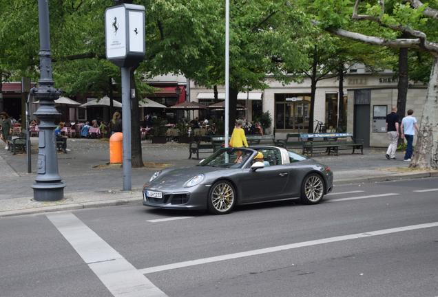 Porsche 991 Targa 4 GTS MkII Exclusive Manufaktur Edition